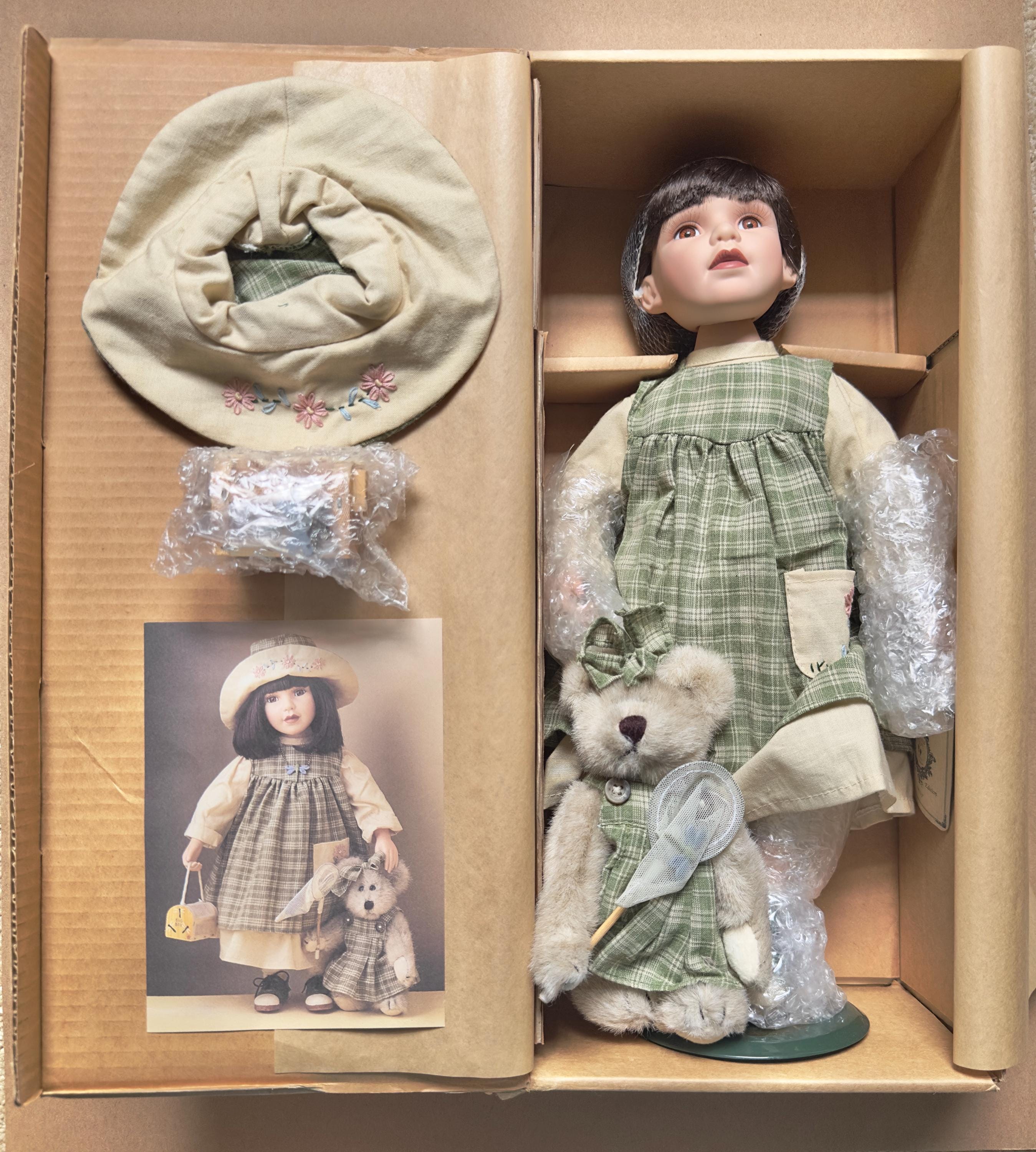 2000 The Boyds Collection Yesterday’s Child 16”  Porcelain Doll Molly & Cricket Plush Bear NRFB Accessories Doll Stand COA