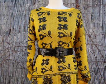 Vintage 80s / Orange & Black Floral Sweater MEDIUM