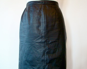 Vintage 80s / Black / Leather / Pencil Skirt / SMALL