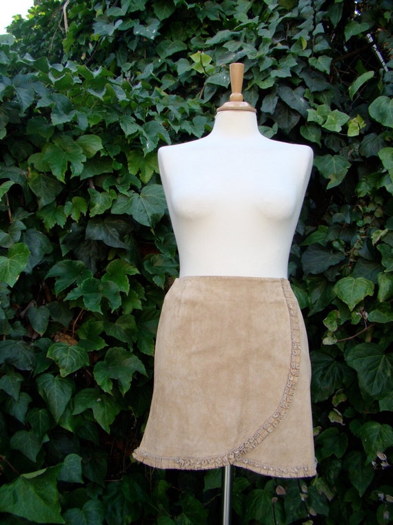 Vintage 90s Tan Suede Ruffle Mini Skirt MEDIUM