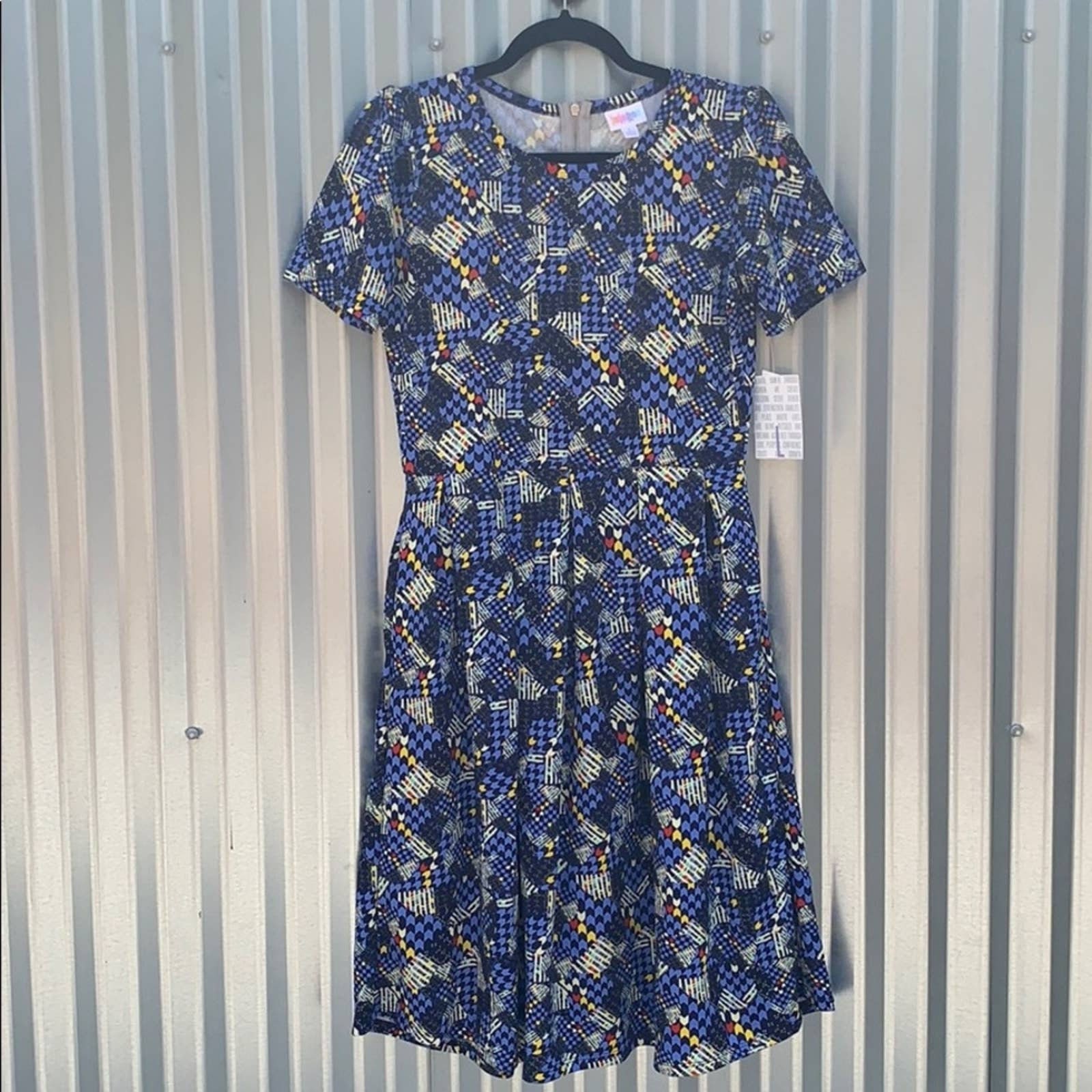 NWT Lularoe Amelia Print Day Dress Large -  Finland