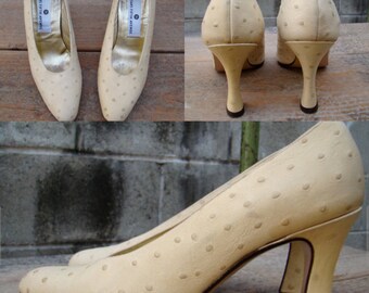 Vintage Saks Fifth Avenue Cream Leather Pumps Size 7B