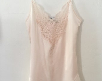 Vintage 80s / Shell Pink / Lace / Spaghetti Strap / Drop Waist / Faye / Lingerie / Babydoll / Nightie / Small