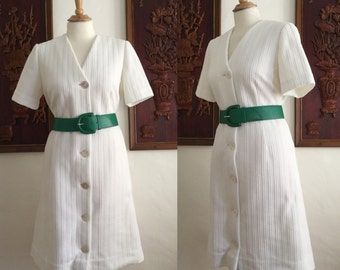 Vintage 60s / Mod /White / Short Sleeve / Button Up / Day Dress / Plus Size / Extra Large