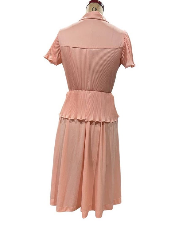 Vintage 60s Peach Accordion Pleat Ruffle Flutter … - image 5