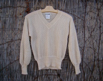 Vintage 70s / Gold and Cream  / Disco / V Neck / Sweater / SMALL