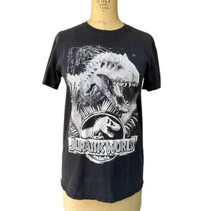 Jurassic World Indominous Rex Graphic T-shirt Faded  Black Cotton M