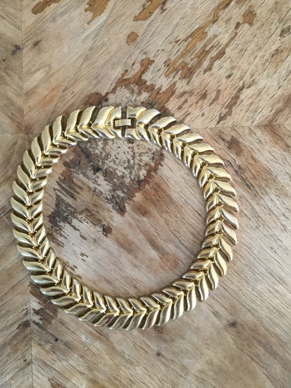 Vintage 70s / Gold / Leaf / Choker Necklace and B… - image 2