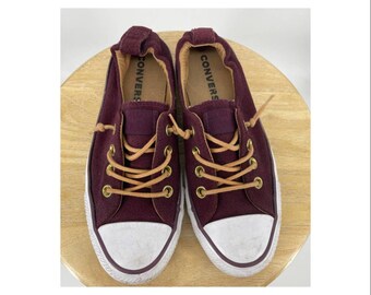 maroon converse shoreline