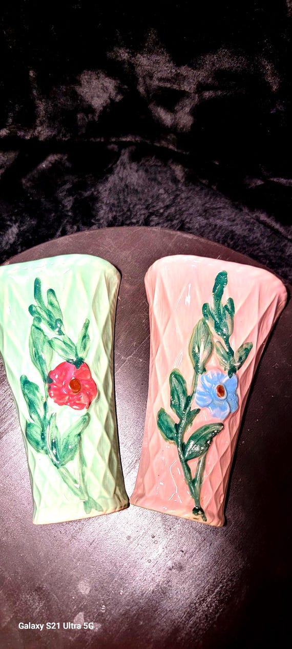 Floral Ceramic Wall Pocket Vases: Pastel Cottagecore Decor, Set of 2