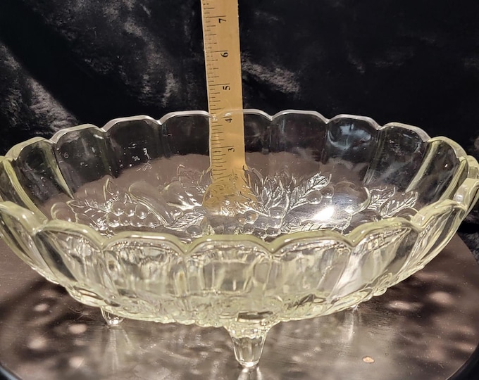 Vintage Indiana Glass "Harvest Grape" Fruit Bowl – Scalloped Edge – 8" Clear Pressed Glass
