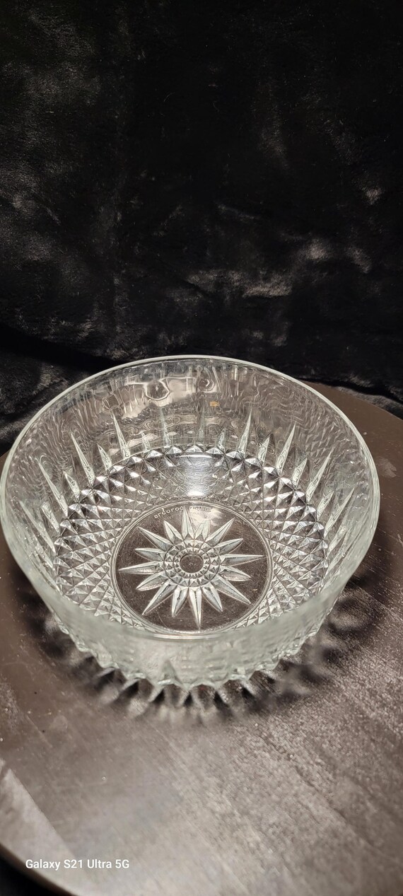 Vintage Arcoroc France- Crystal Bowl