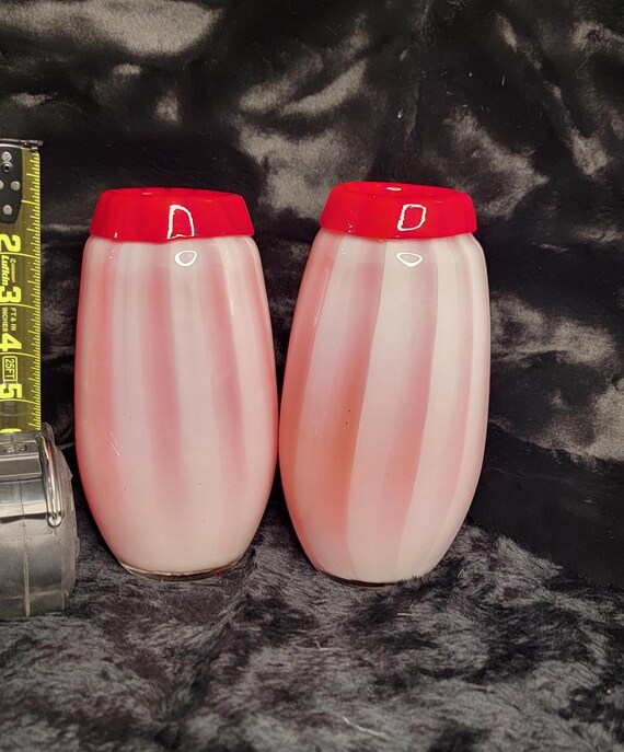 Dale Tiffany Favrile Art Glass Vase Red and White 7.75" with Sticker