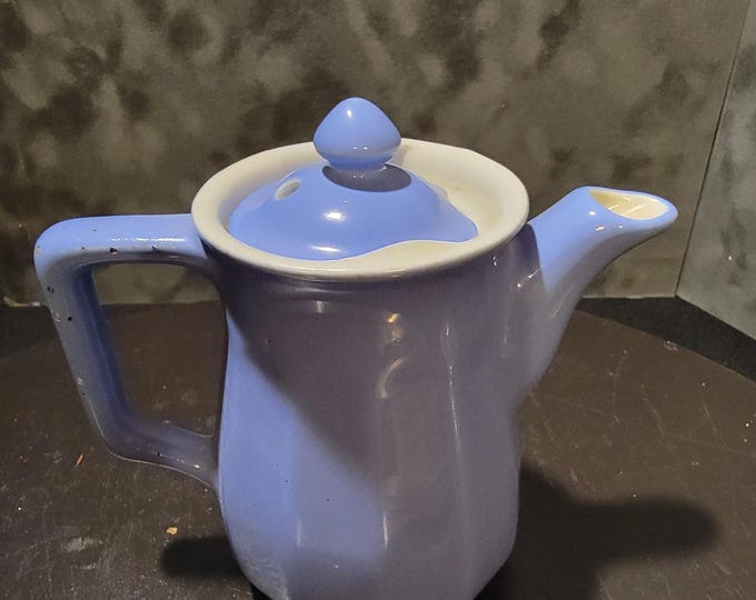 Vintage Periwinkle Blue Ceramic Teapot with Lid – Small 2-Cup Personal Teapot, Cottagecore Kitchenware