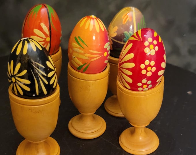 Hand-Painted Wooden Easter Eggs with Stands: Vintage Floral Folk Art