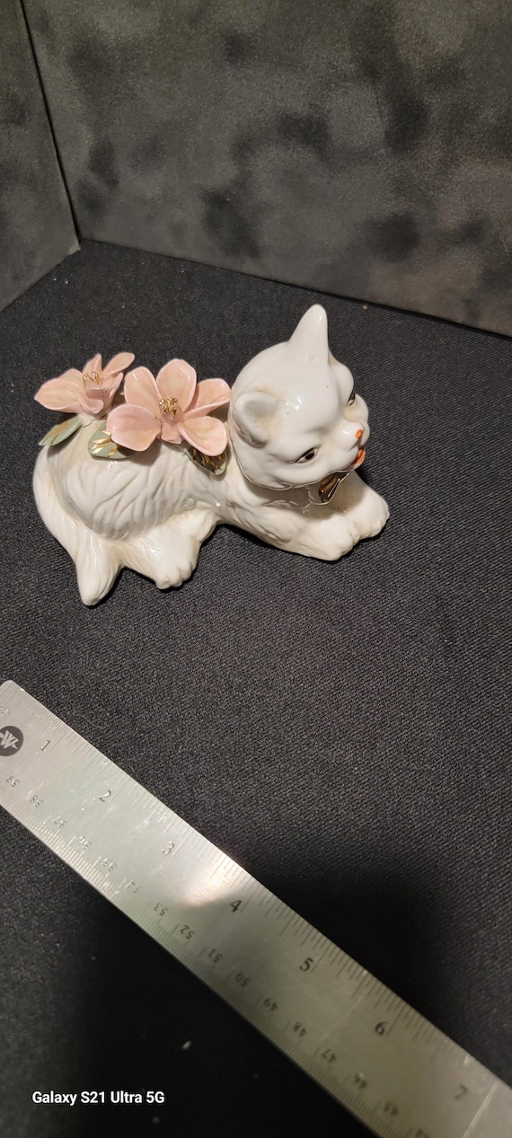 Vintage Porcelain Cat Figurine with Flowers | 1990s Ceramic Cat Decor | Cottagecore Collectible Kitten Figurine