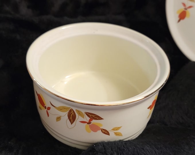 Vintage Hall's Superior Jewel Casserole Dish