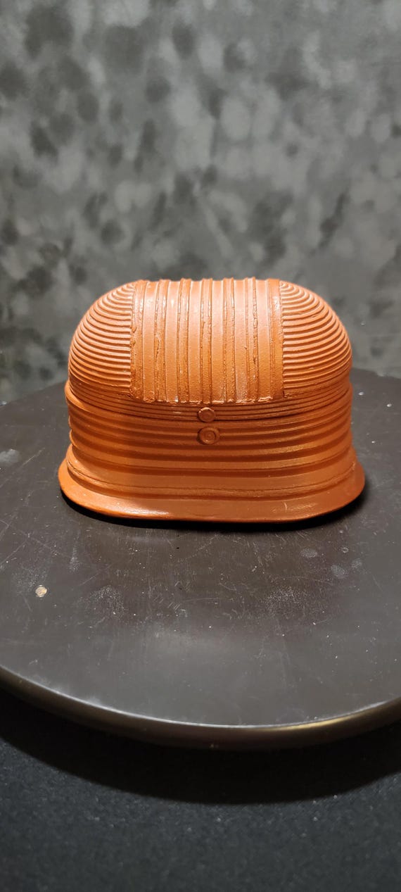 Neil Patterson Pottery – Ribbed Terracotta Vessel with Cobalt Blue Glaze