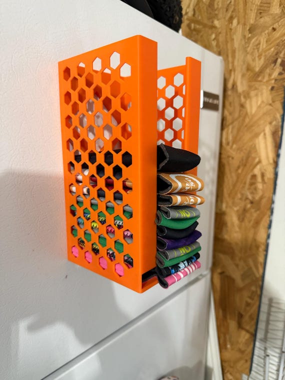 Magnetic Can Cooler Holder