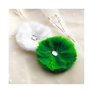 Páginas de Webster, Flores, Flores de penas, Flores com cristais, Flores de Natal, Alfinetes de cristal, Strass, Flor verde, Branco