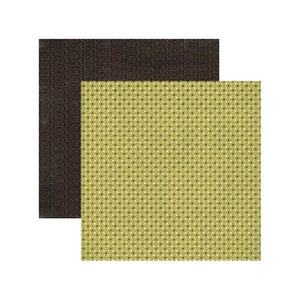Könnte beinhalten: Zwei gemusterte Stoffquadrate, eines schwarz mit einem braunen Wirbelmuster und eines grün mit einem weißen und schwarzen Punktmuster.