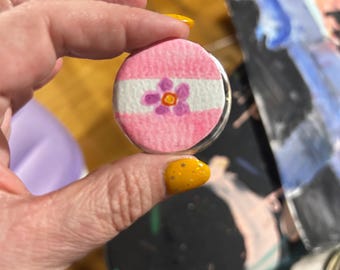 Sapphic pin