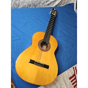 Admira CORDOBA Classical Acoustic Guitar Artesania Made In SPAIN Vintage 1980s