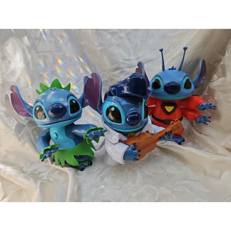 3 figuras de Disney Lilo & Stitch bailando Hula Elvis Experiment Alien de 8" (Lote) imagen 1