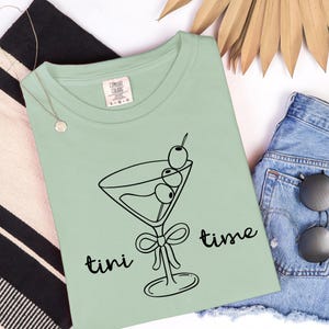 Dirty Martini Shirt, Filthy Martini Shirt, Martini Time, Cute Martini Tee, Martini Gifts, Tini Time Shirt, Dirty Martini Tee, Martini Lover