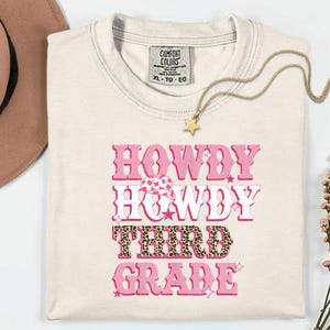 Howdy Teacher Shirt, Western Teacher Shirt, Western Cowgirl Teacher Shirt, Back to School Tee Teacher, Custom Grade Level Teacher T-Shirt