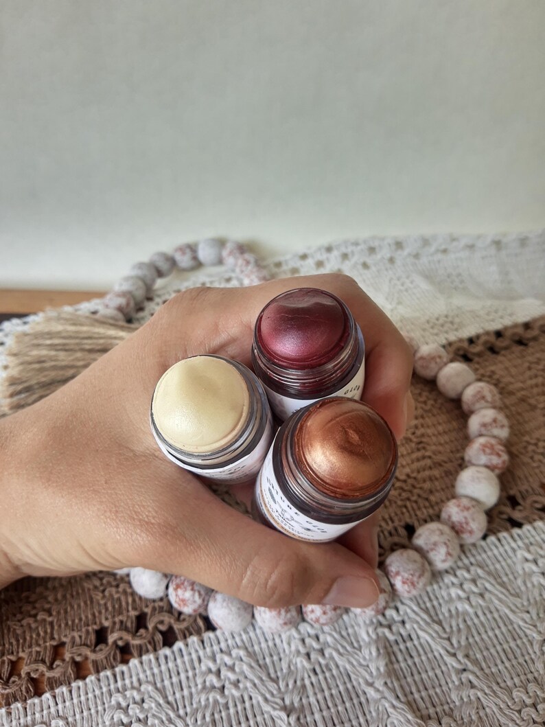 NurtureGlowTallow Cheek & Lip Tint Stick - Thumbnail 2