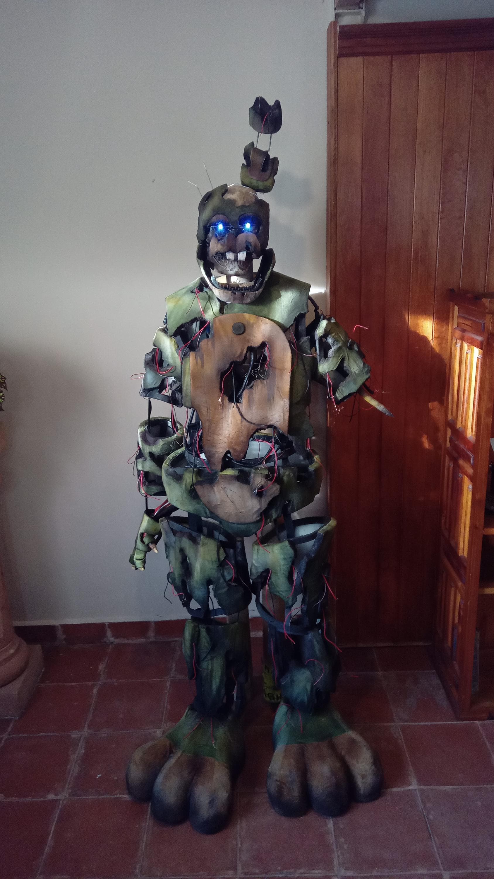 Fnaf コスプレ ゲーム スクラップトラップ/スプリングトラップ