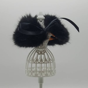 Black Short Fur stole for Blythe