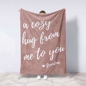 Custom Girl Blanket Sending a Hug Personalized Throw Blanket for Daughter Teen Tween Girl Thinking of You Soft Plush Blanket Toddler Gift