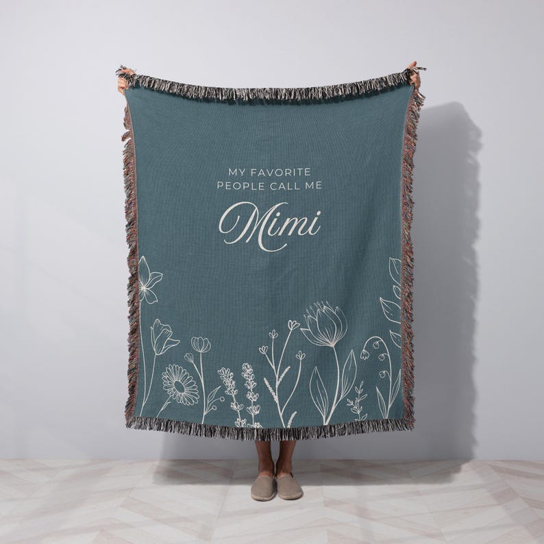 Personalized Blanket for Grandma Present Group Gift from Grandkids Floral Nana Woven Throw Unique Grandma Birthday Gift for Grandparent