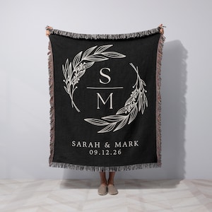 Personalized Throw Couples Blanket with Names Wedding Present Bridal Shower Gift for Newlyweds Cotton Anniversary Gift Engagement Gift