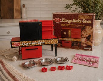 Vintage 1976 Kenner Easy Bake Oven WORKING w/ Box Accessories Retro Toy