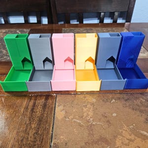 Torre de dados plegable con almacenamiento: rodillo de dados DnD impreso en 3D