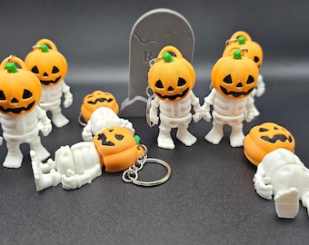 Skeleton Jack-o’-Lantern Keychain – Spooky Pumpkin Skull, Halloween Keychain