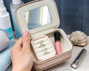 Personalized Leather Jewelry Box: Birth Flower Travel Case