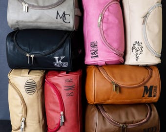 Personalized Leather Toiletry Bag, Groomsmen Dopp Kit, Makeup Bag for Bridesmaids, Custom Cosmetic Pouch, Wedding Party Gift