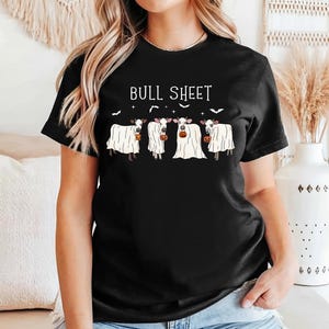 Bull Sheet Sweatshirt, Country Halloween Shirt, Western Cow Fall T-Shirt, Halloween Ghost Cows Sweater, Trick or Treat Shirt