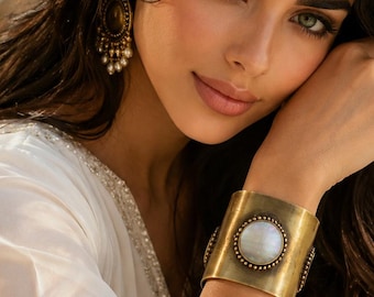 Modern Gold Cuff Bracelet – Adjustable Statement Jewelry