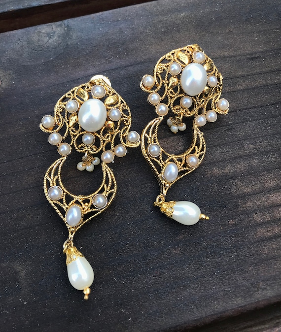 Akriti chandelier earring – Phuljhadi