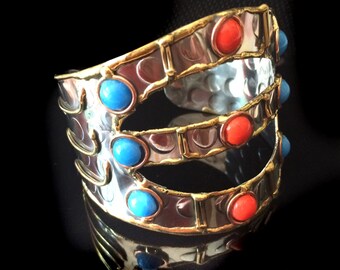 Pulsera de plata con coral turquesa: joyería tribal ajustable