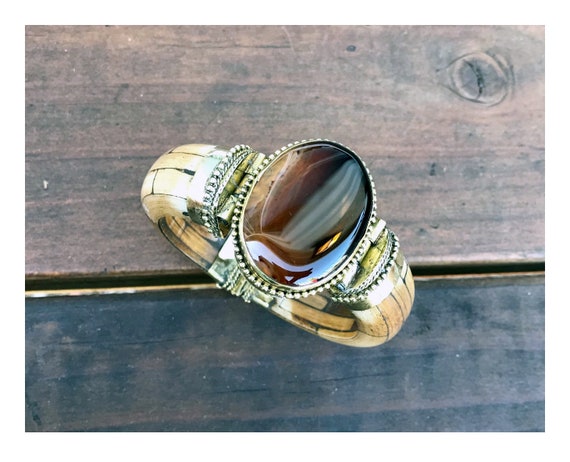 Antique Onyx Cuff Bracelet, Brass wood Cuff , Mos… - image 7