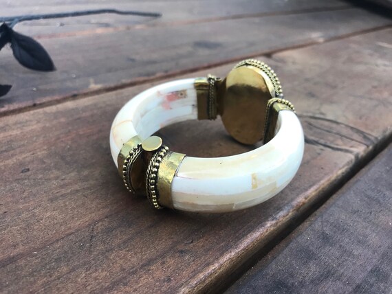 Antique Onyx Cuff Bracelet, Brass wood Cuff , Mos… - image 9