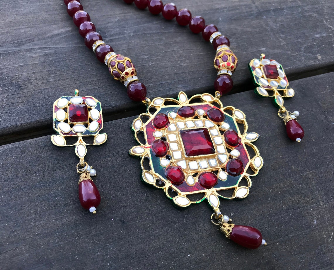 Traditional Red Kundan Jewelry Set Handcrafted Necklace with Matching Earrings - Buy main image 1