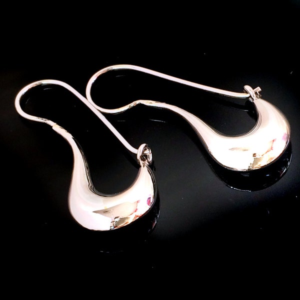 Sterling Silver Hoop Earrings,Modern hoops,Silver jewelry,Minimalistic style,Long Hoops,Fine jewelry by Taneesi