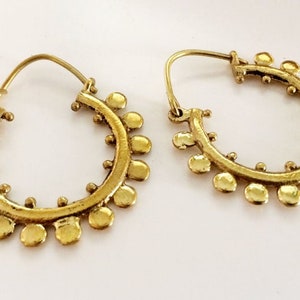 CLEARANCE SALE 80% Off Half moon earrings Antique Finish Moon Tribal Jewelry Hoop Earrings-Turkmen Tribal Jewelry-Ornate Hoop Earrings imagem 2